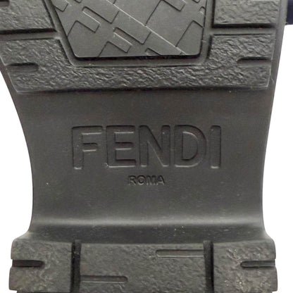 フェンディ ズッカFFロゴレザーブーツ