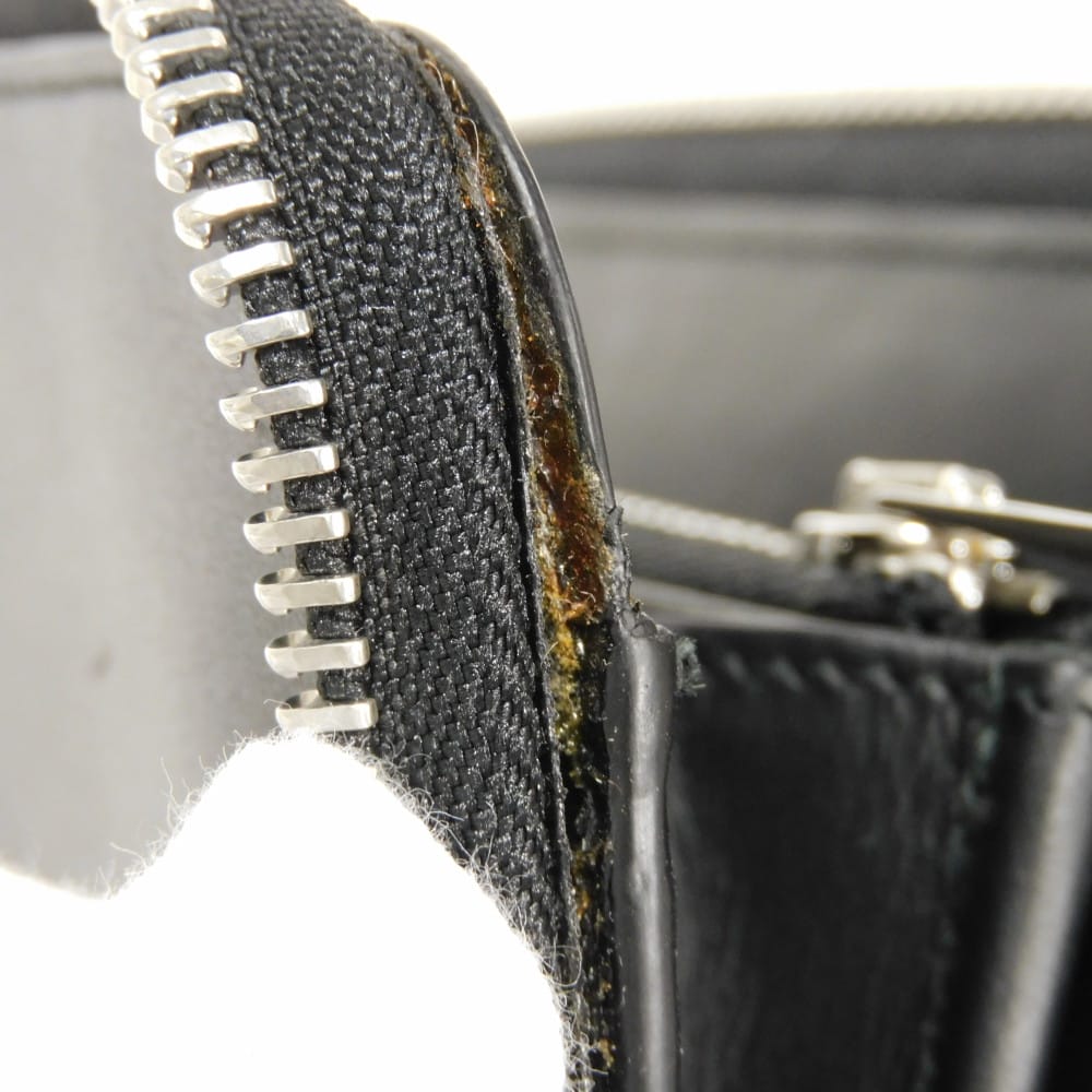 ロエベ ジップアラウンドウォレット スムースカーフスキン 長財布