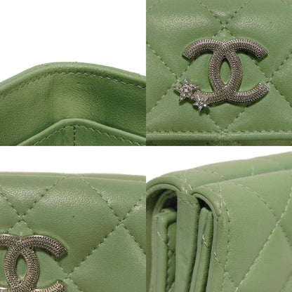 シャネル クラシック スモール フラップ ウォレット 三つ折り財布