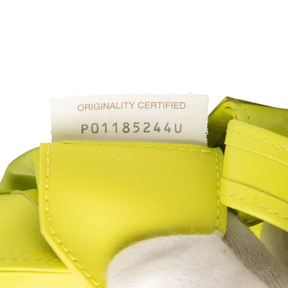 ボッテガ・ヴェネタ カセット レザー ショルダーバッグ