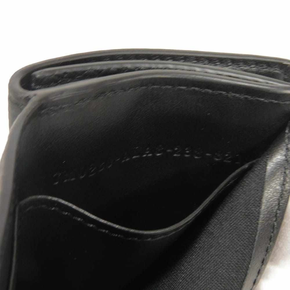 フェンディ コンパクトウォレット 三つ折り財布 グレインカーフレザー