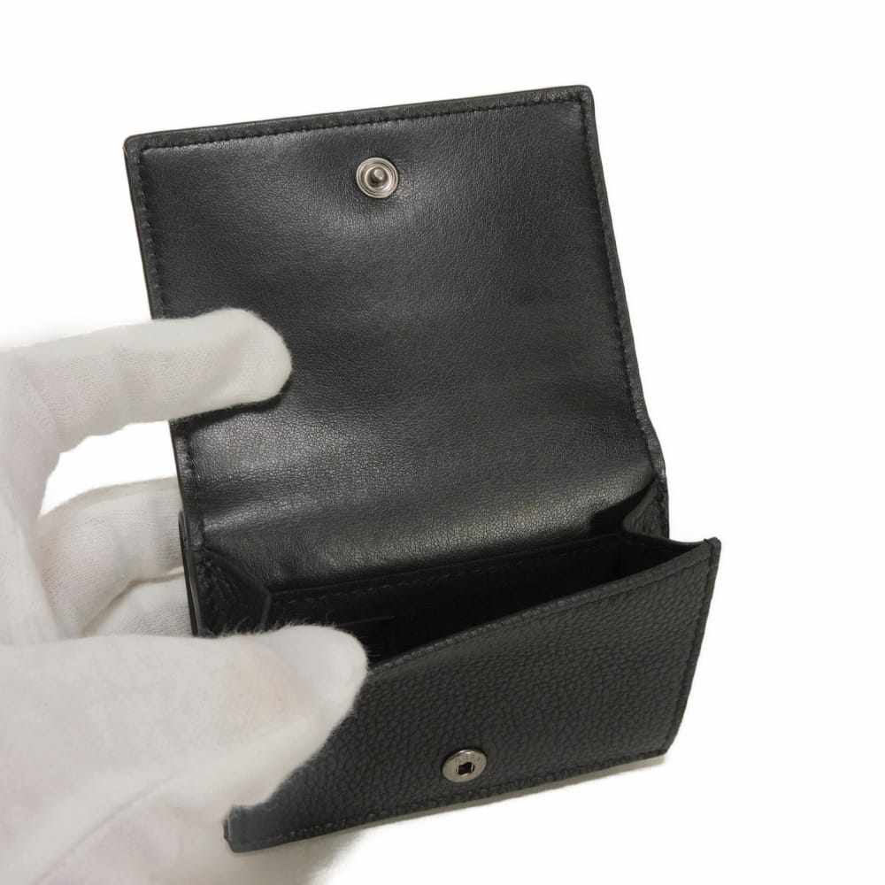 フェンディ コンパクトウォレット 三つ折り財布 グレインカーフレザー
