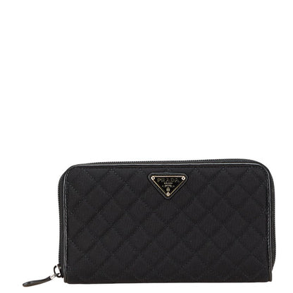 プラダ 三角ロゴプレート ナイロンレザー長財布