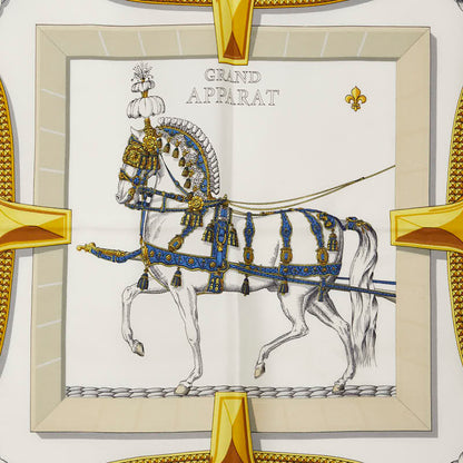 エルメス トレ グラン アパラ シルク スカーフ