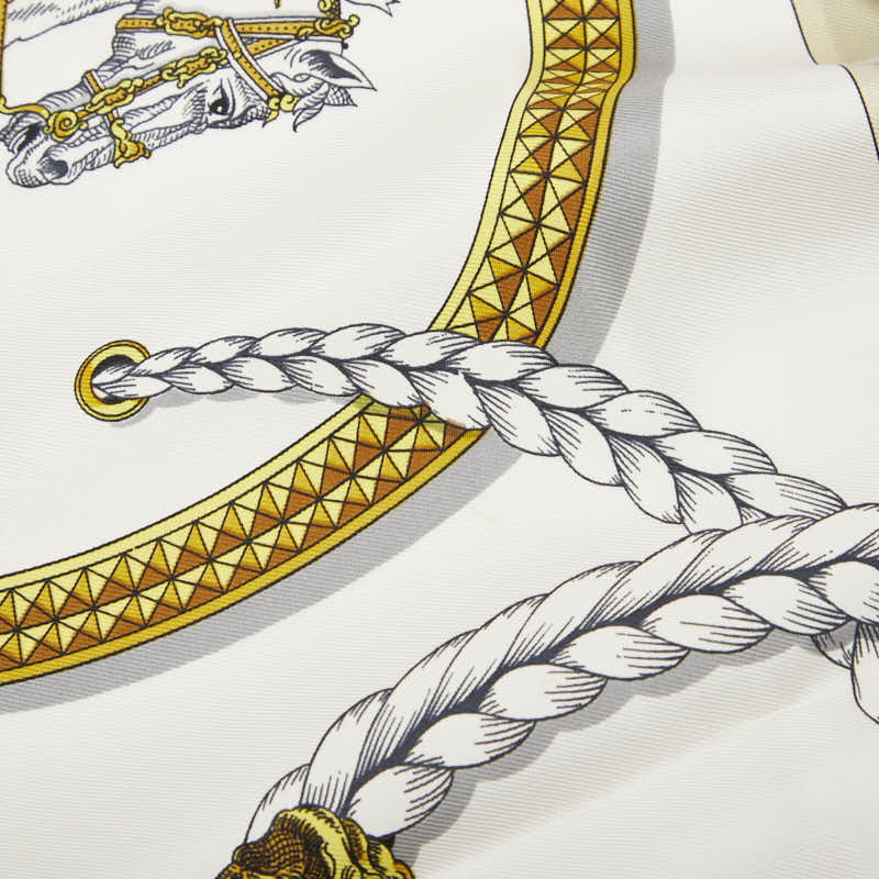 エルメス トレ グラン アパラ シルク スカーフ