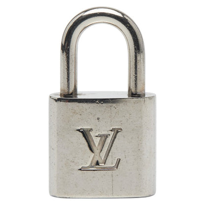 ルイ・ヴィトン メタルパドロック