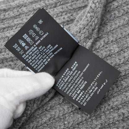 プラダ ロゴ カシミア バージン ウール スカーフ