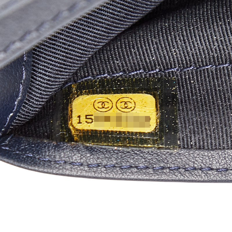 シャネル マトラッセ キャビアスキン 財布