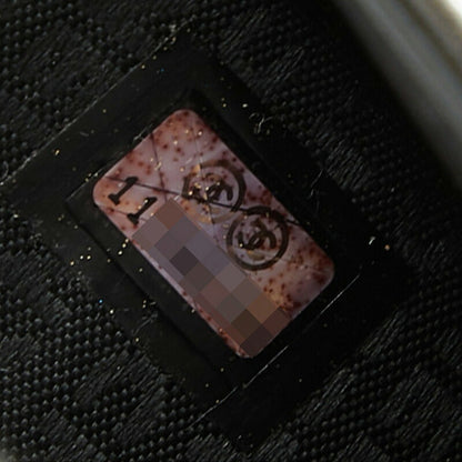 シャネル ココマーク パテントレザー 二つ折り財布