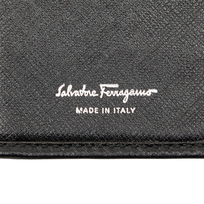 サルヴァトーレ フェラガモ ヴァラリボン レザー長財布
