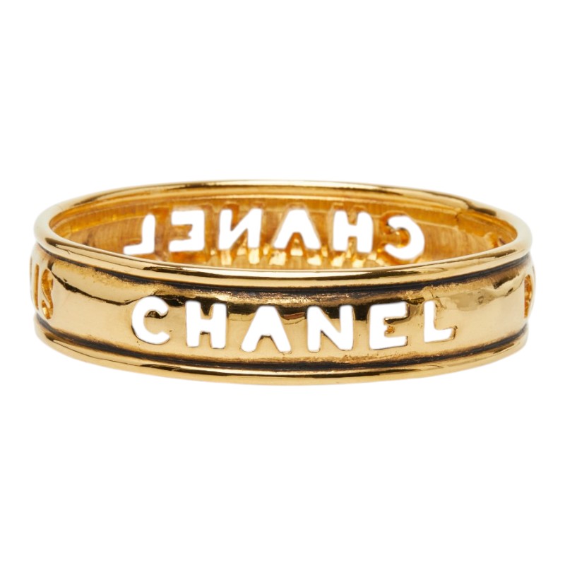 シャネル ロゴ バングル