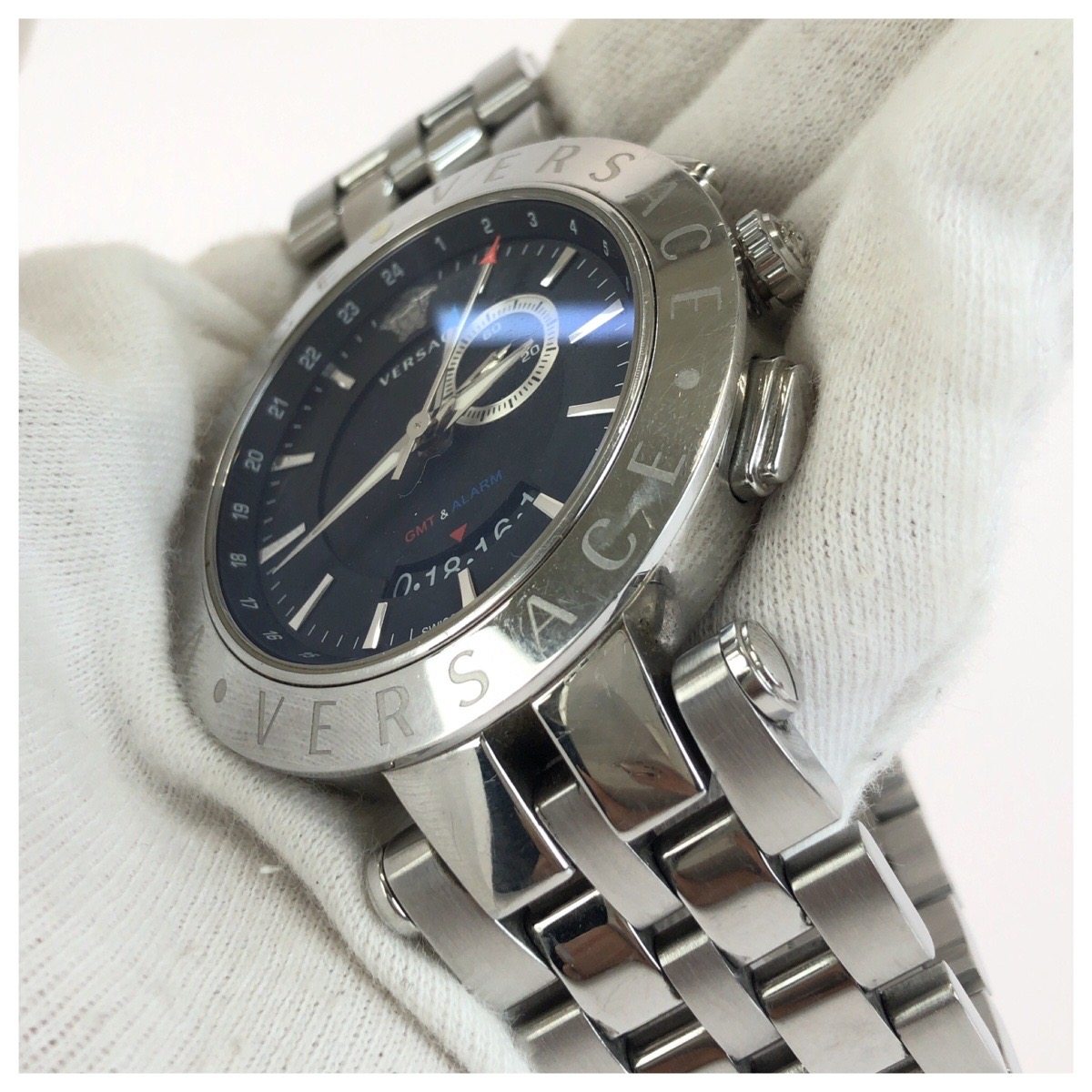 ヴェルサーチェ V-RACE GMT ALARM ステンレススチール 腕時計