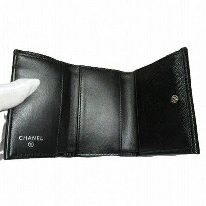 シャネル スモールフラップウォレット 三つ折り財布