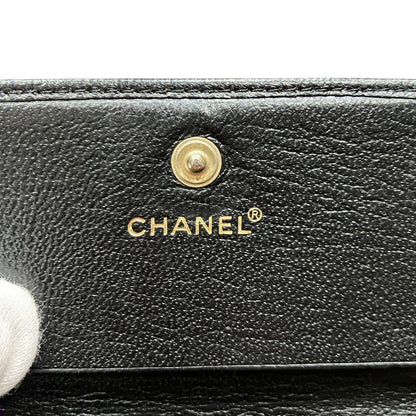 シャネル レザー三つ折り財布