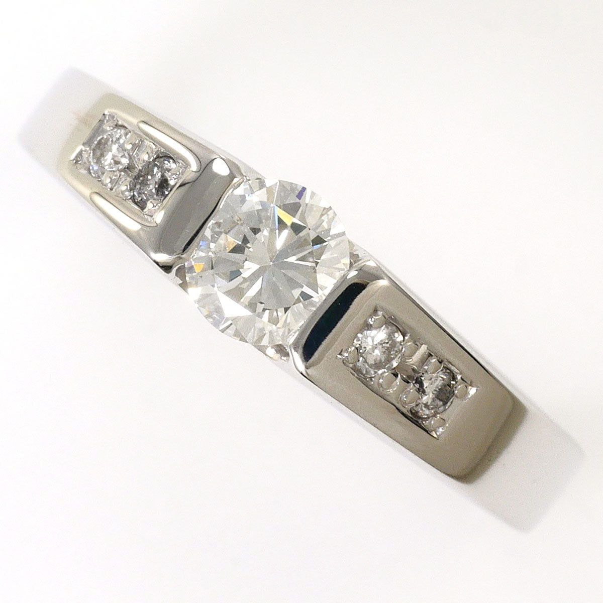 K10ホワイトゴールドダイヤモンドリング