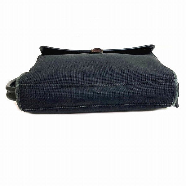 グッチ キャンバス レザー クラッチバッグ