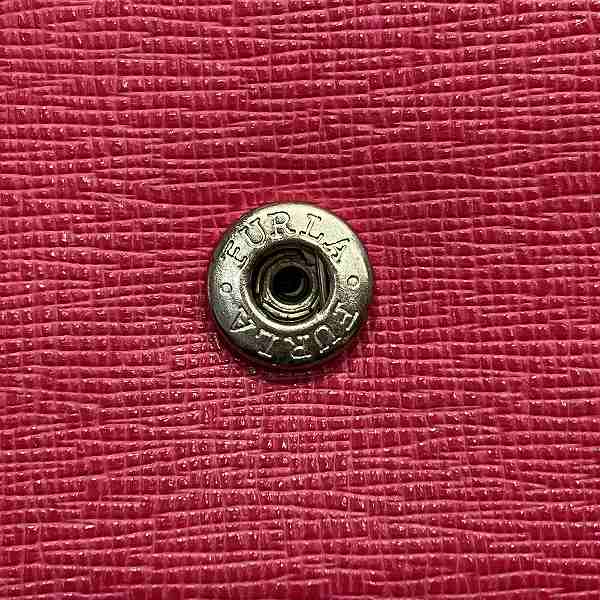 フルラ レザー 二つ折り 財布