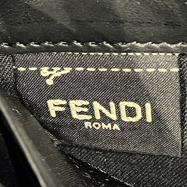 フェンディ レザーラウンドファスナー長財布