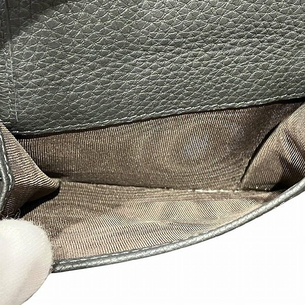 フェンディ セレリア レザー二つ折り財布