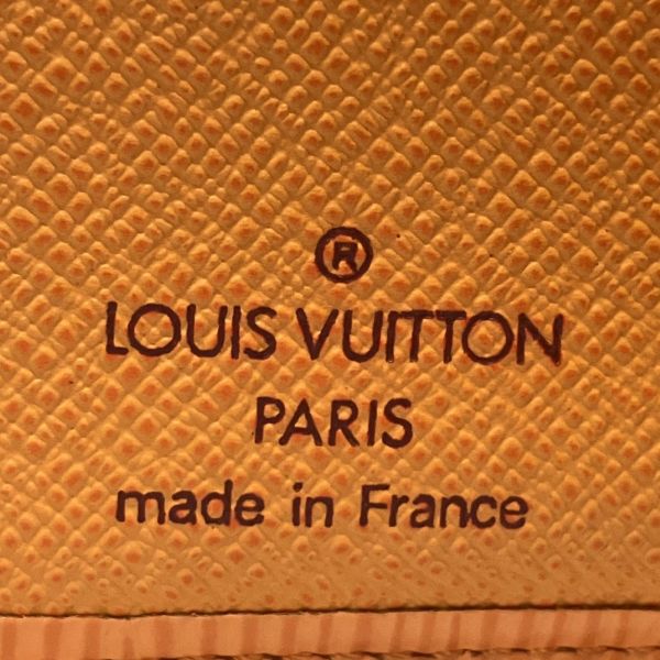ルイヴィトン ポルトフォイユヴィエノワ エピ 財布
