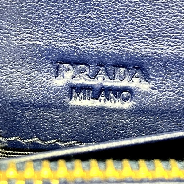 プラダ ナイロンキルティング 長財布