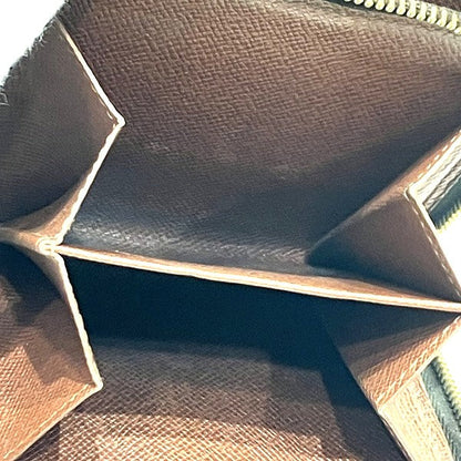 ルイヴィトン モノグラム 二つ折り財布