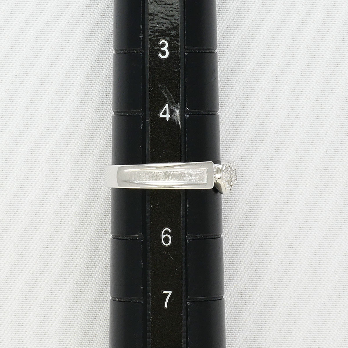 K10ホワイトゴールドダイヤリング
