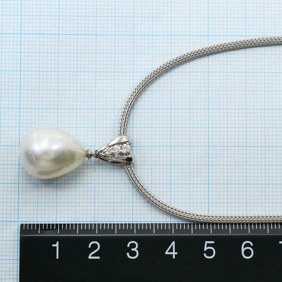 Au750南洋真珠ダイヤネックレス