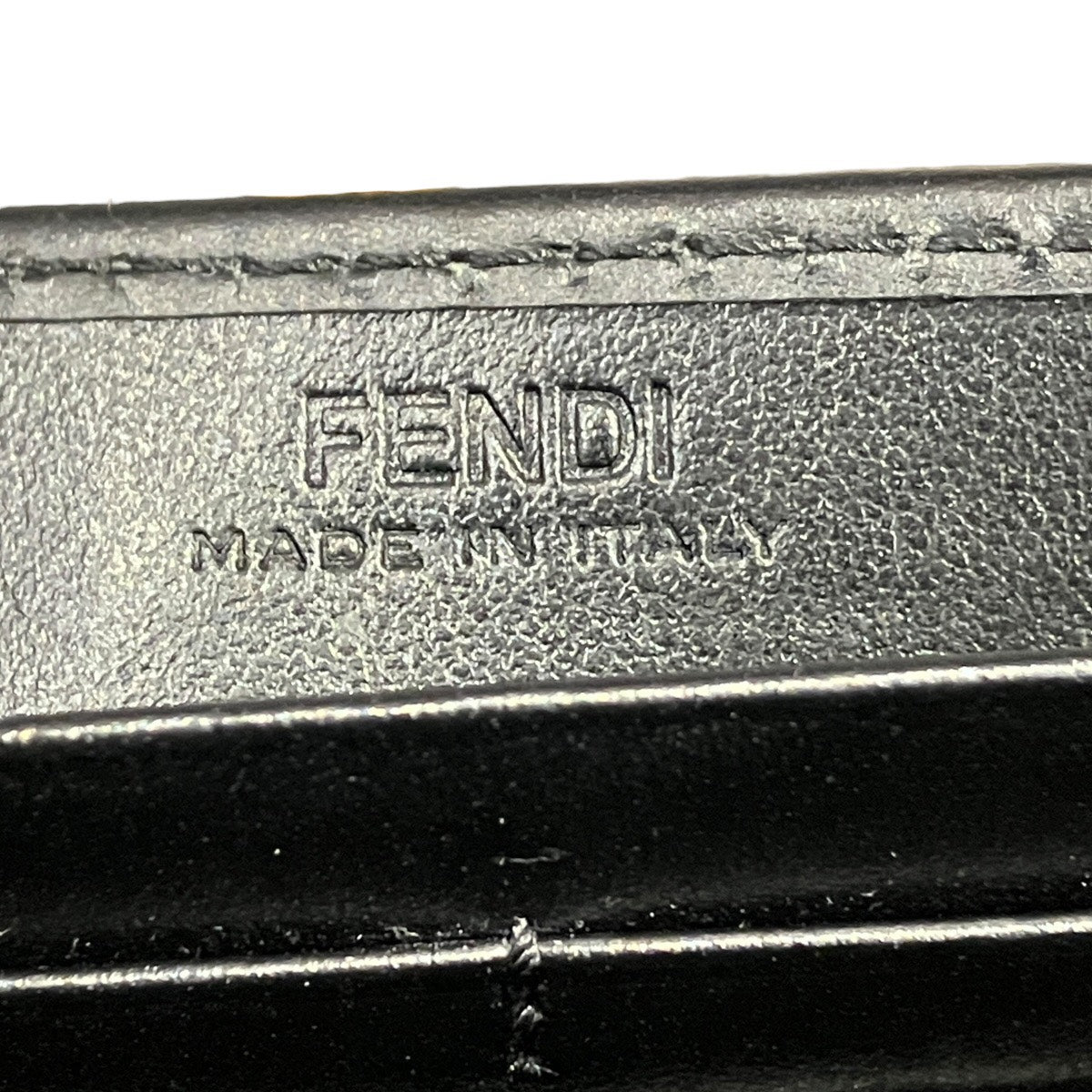 フェンディ レザー長財布
