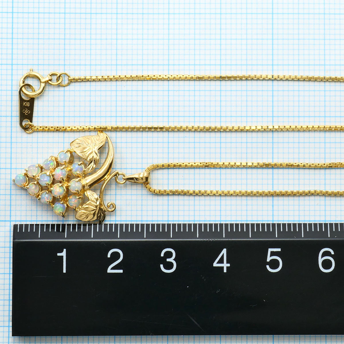 Au750 Opal Grape Necklace