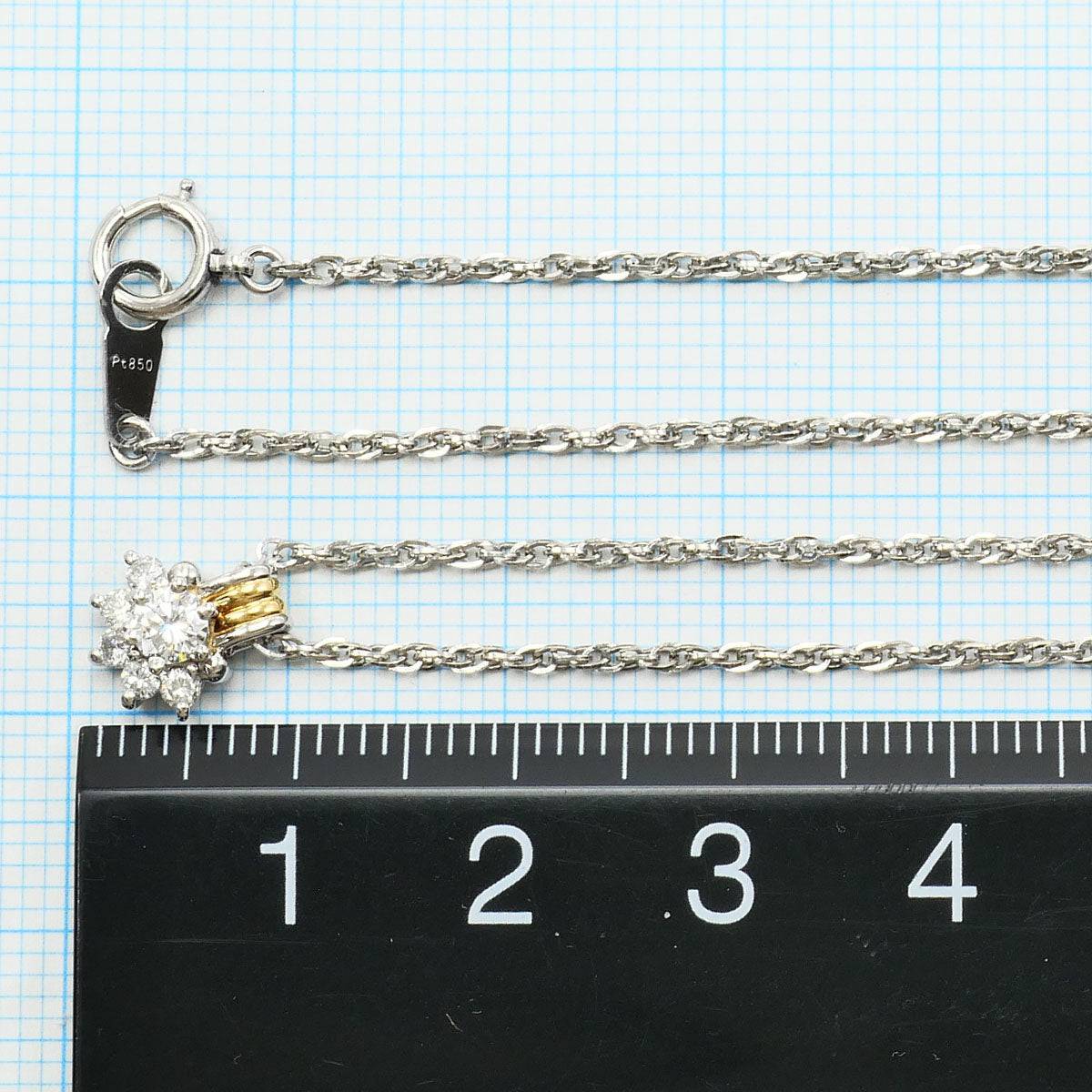 クレサンベール PT900 K18YG ダイヤモンド ネックレス