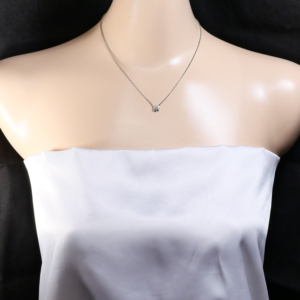 プラチナ ダイヤモンド ネックレス
