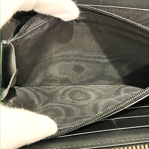 グッチ アニマリエ レザー長財布