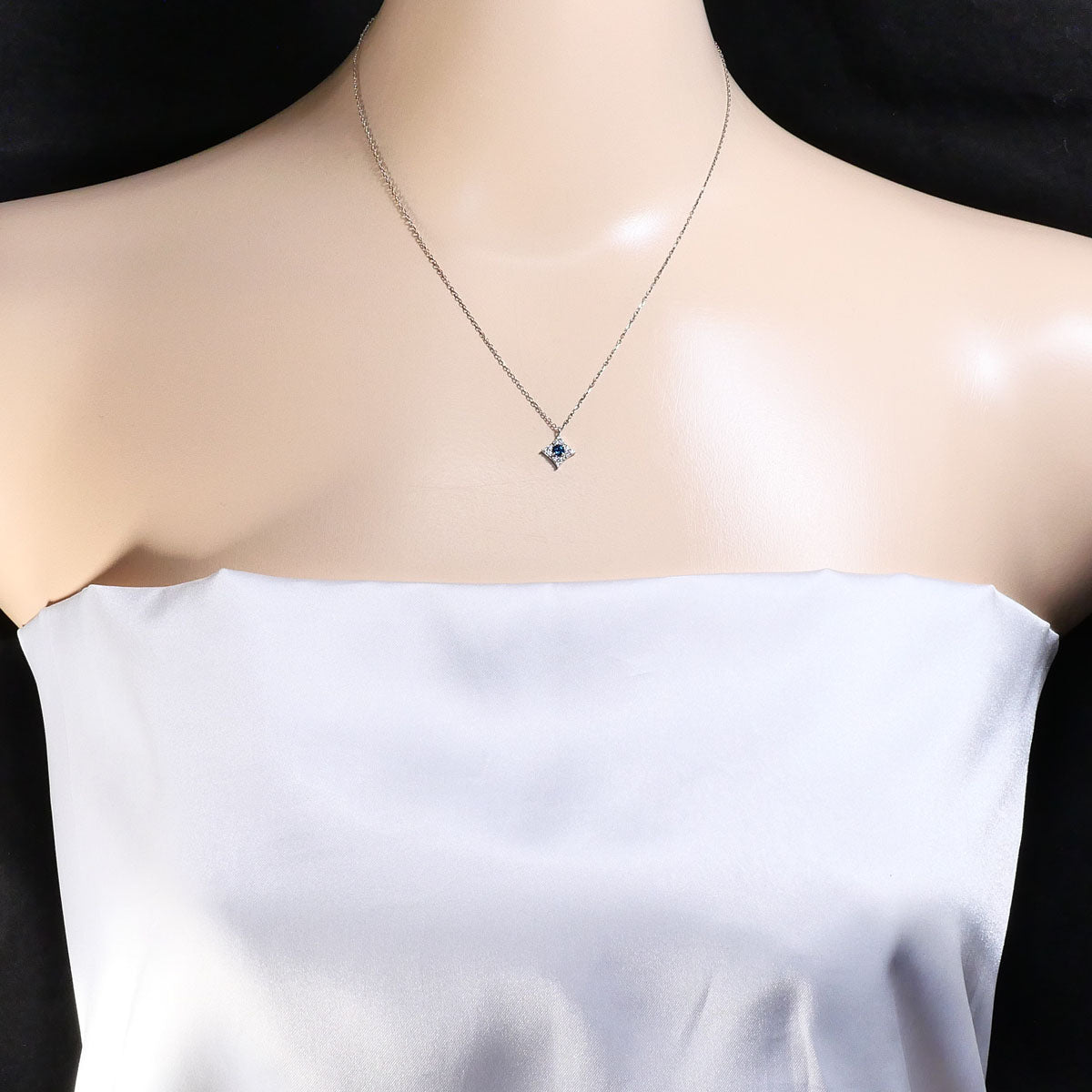 K10ホワイトゴールドブルートパーズジルコニアネックレス