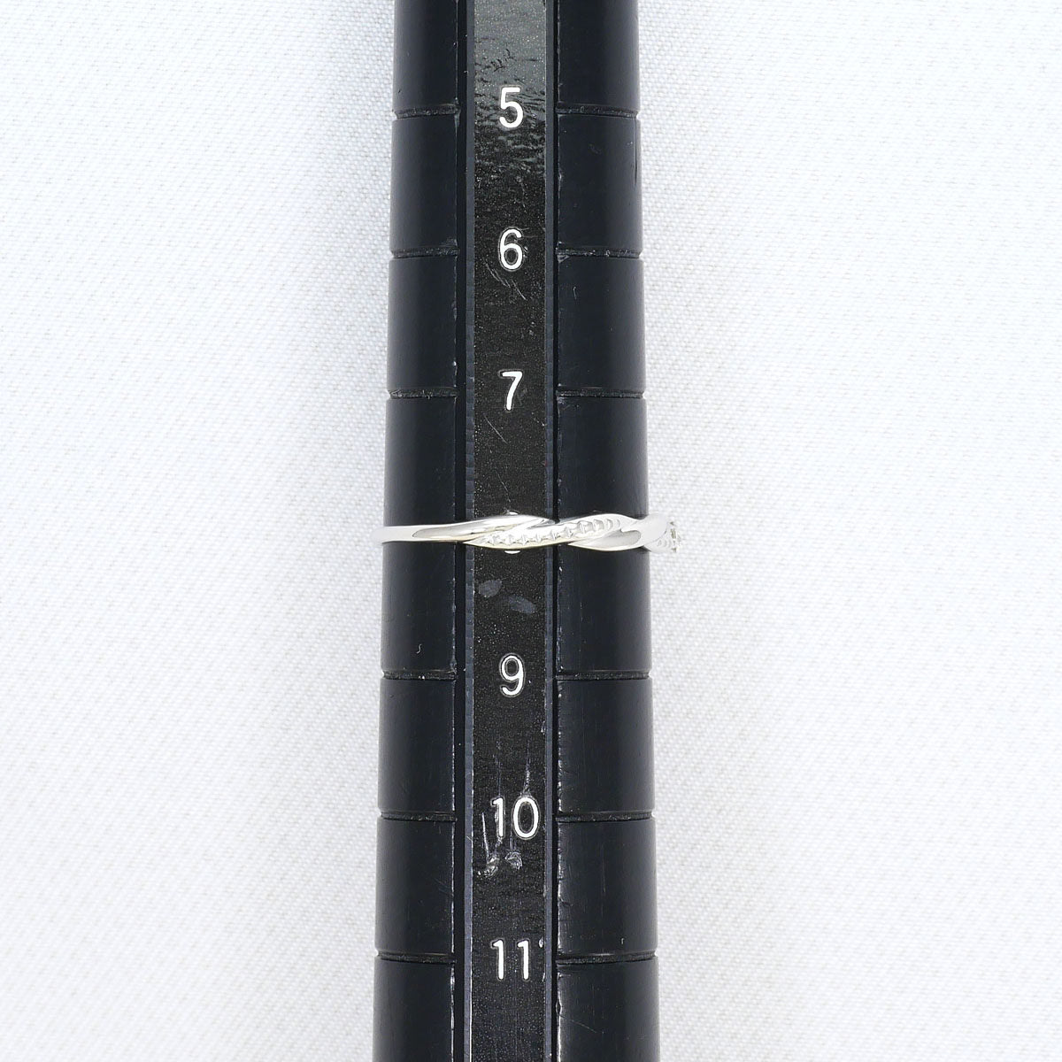 K10ホワイトゴールドダイヤモンドリング