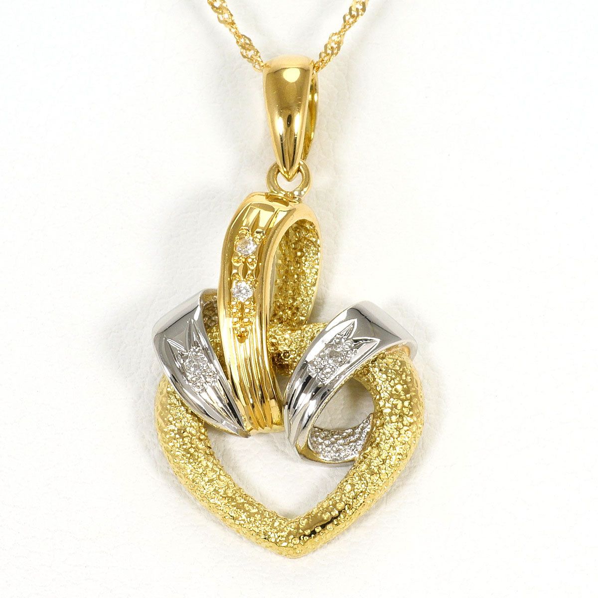 PT900プラチナAu750イエローゴールドダイヤモンドネックレス