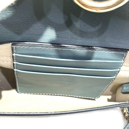 クロエ フラップ レザーショルダーバッグ