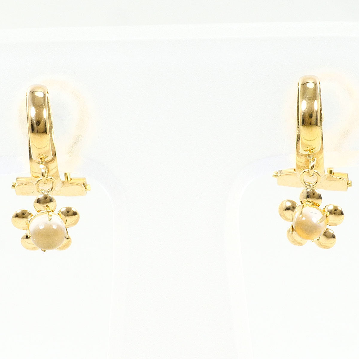 Au750 Yellow Gold Moonstone Earrings