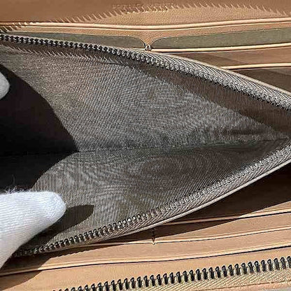 ボッテガ・ヴェネタイントレチャートレザー長財布