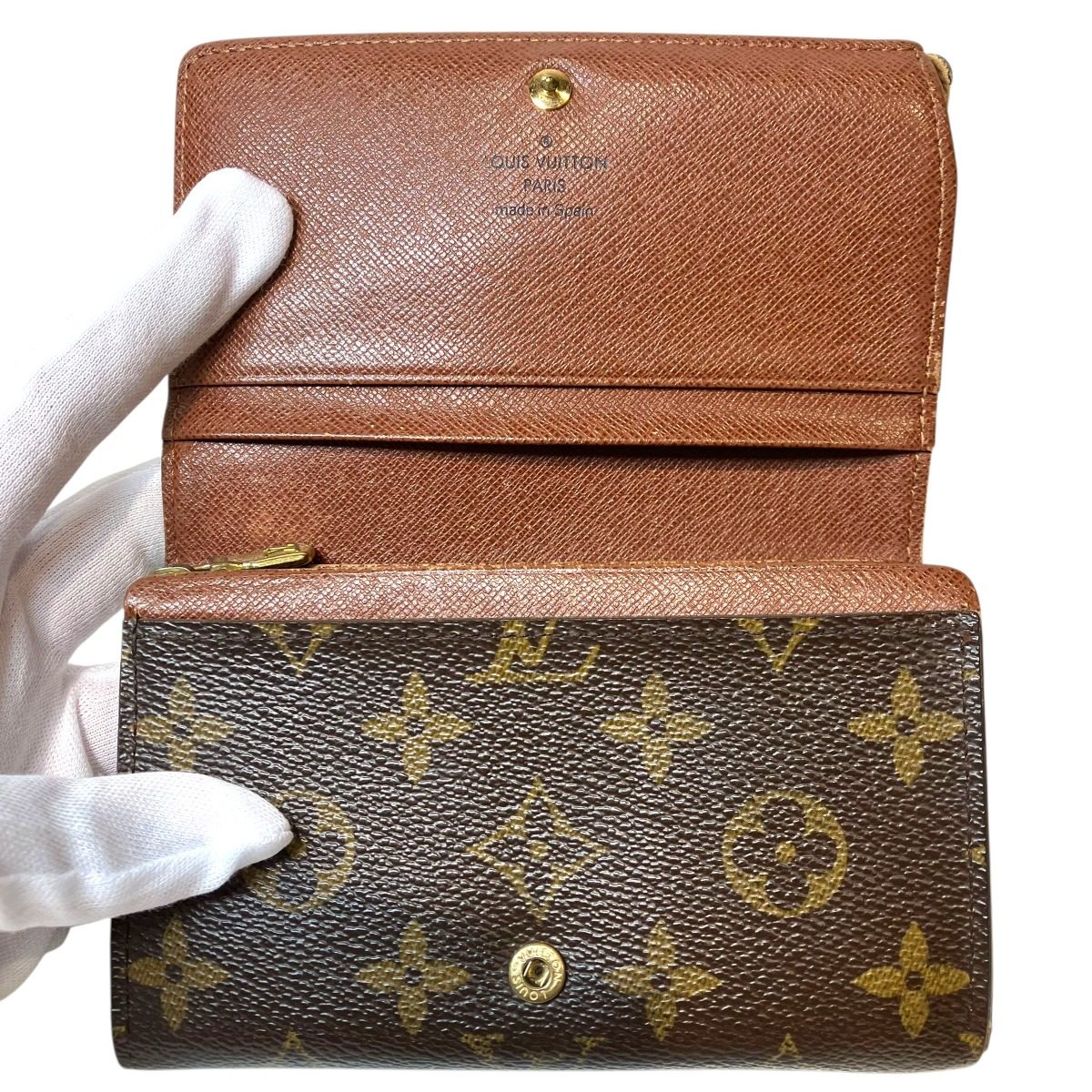 ルイヴィトン ポルトモネビエトレゾール モノグラム 二つ折り財布