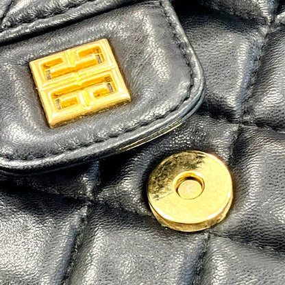 ジバンシィ レザーショルダーバッグ