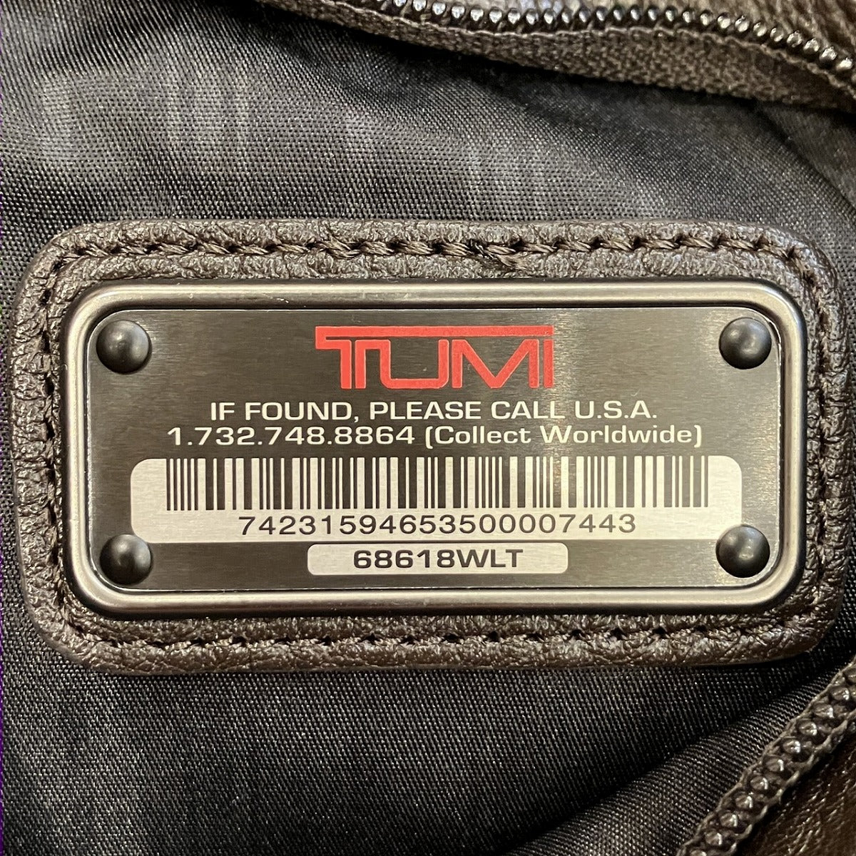 トゥミ 68618WLT カーフレザー ショルダーバッグ