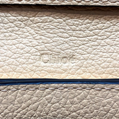 クロエ アルファベット レザー カード ケース