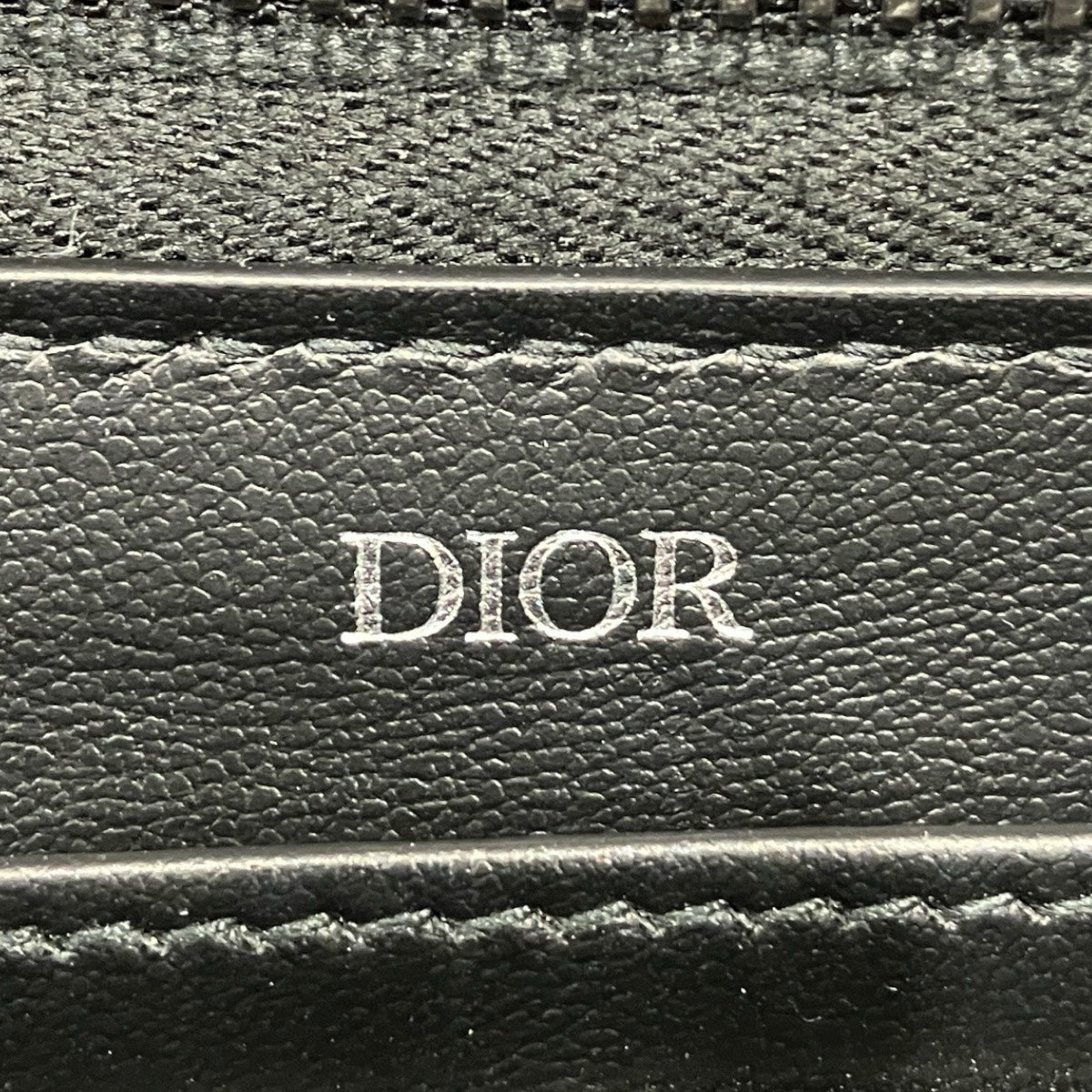 ディオール グラビティ レザー長財布
