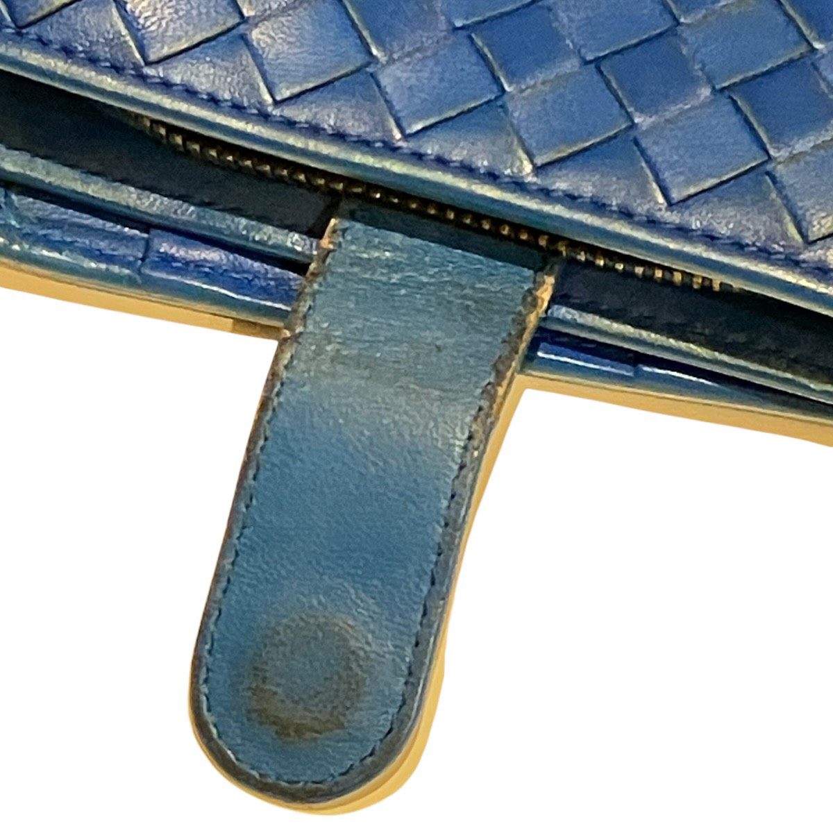 ボッテガヴェネタ イントレチャート レザー二つ折り財布
