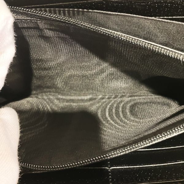 グッチ マーモント レザー長財布