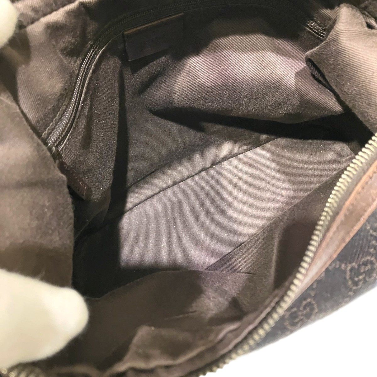 グッチ GGキャンバスショルダーバッグ