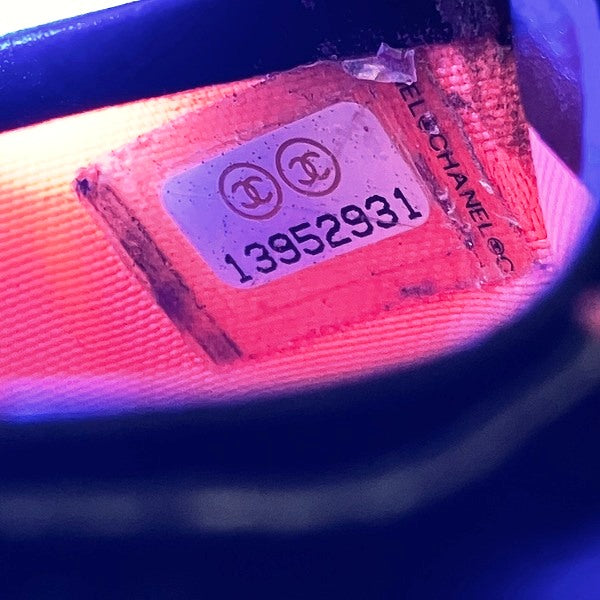 シャネル カンボン ライン レザー カード ケース