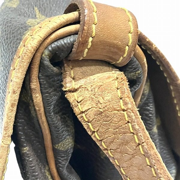 ルイヴィトン ソミュール モノグラム ショルダーバッグ