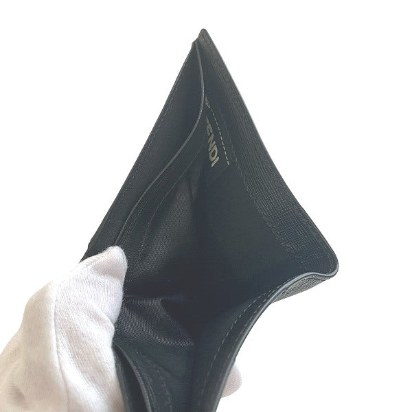 フェンディ レザー二つ折り財布
